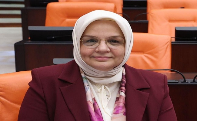 Ak Parti MKYK Üyesi Düzce Milletvekili Ayşe Keşmir'in  Cumhuriyet Bayramı mesajı                                                                                                                                                                           
