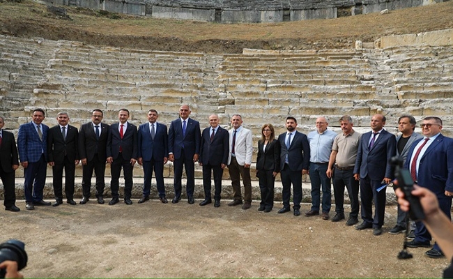 BAKAN ERSOY DÜZCE’YE GELDİ