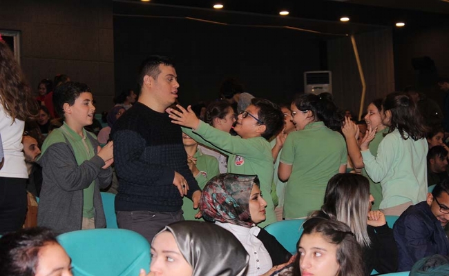 DÜNYA ENGELLİLER GÜNÜNE ÖZEL KONSER