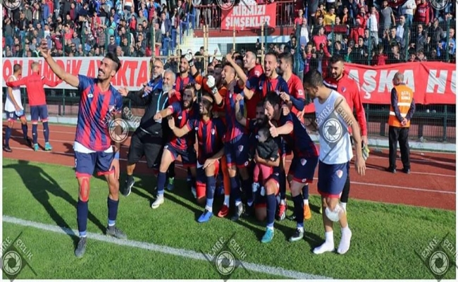 GÜÇLÜ RAKİBİNİ TEK GOLLE GEÇTİ 