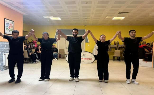 Necla Pekolcay ve Raziye Begüm Sultan Yurdu’nda Uluslararası Karadeniz Günü Coşkusu