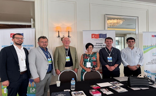 PROJE KATILIMCILARI KONFERANSTA BULUŞTU