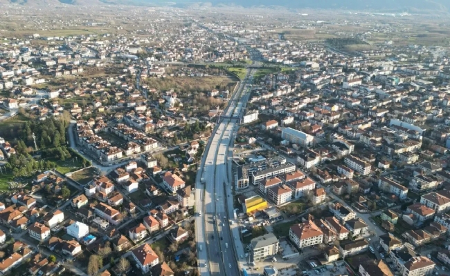 ŞEHRİN KUZEYİNİ GÜNEYE BAĞLAYAÇAK ÜST GEÇİT HAZIRLIKLARI TAMAMLANDI